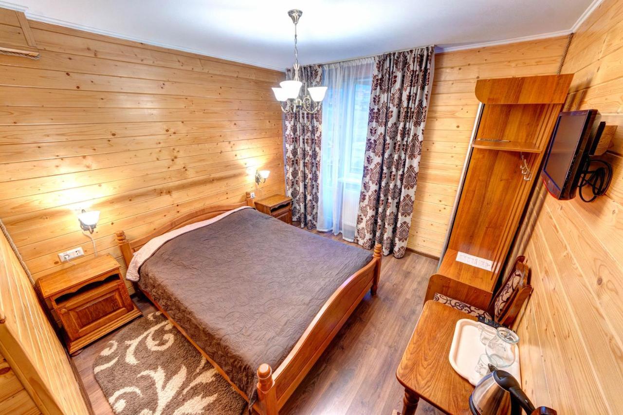 Milli & Jon Hotel Bukovel Exterior photo