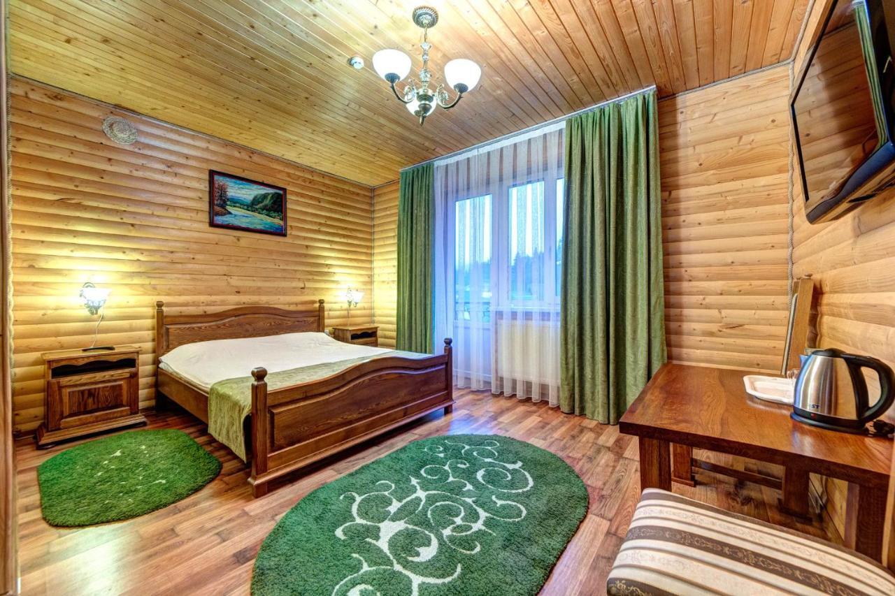 Milli & Jon Hotel Bukovel Exterior photo