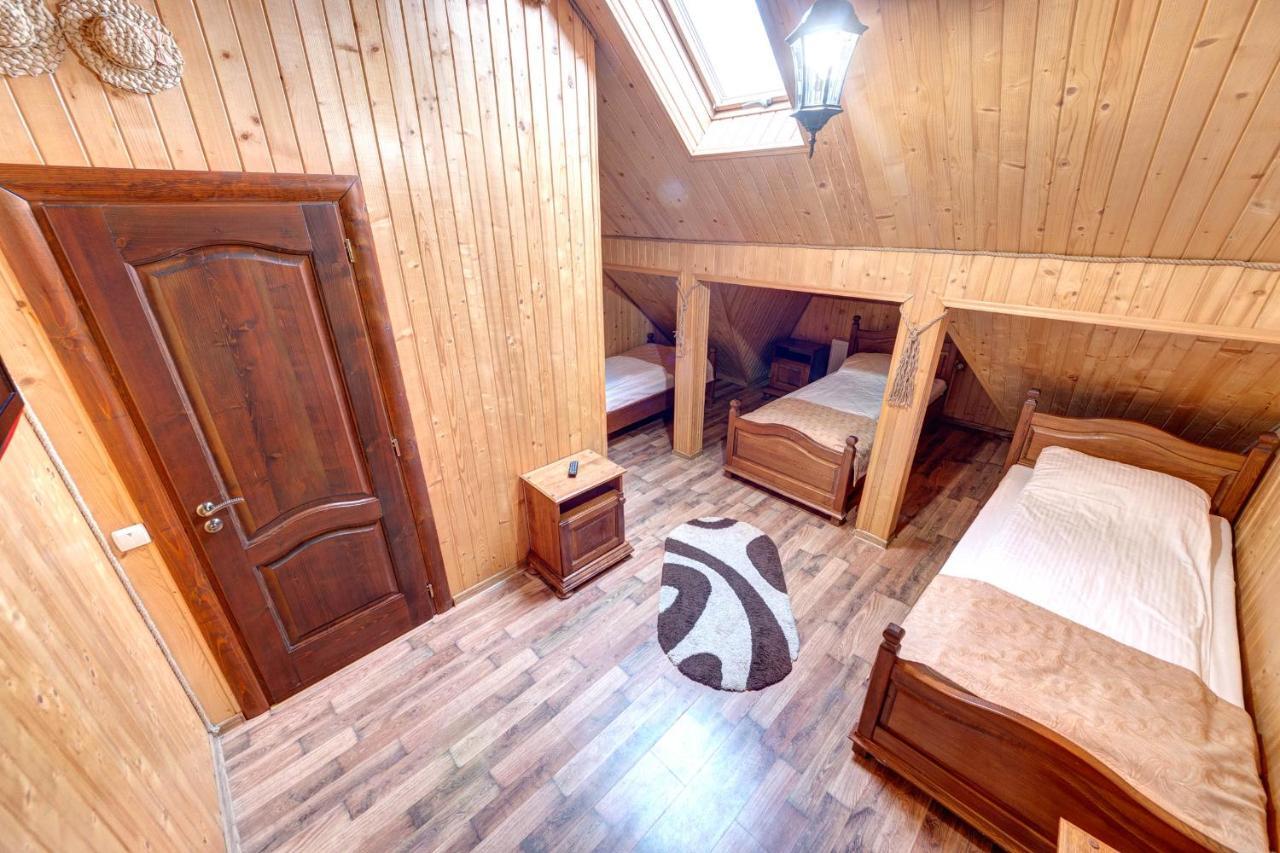 Milli & Jon Hotel Bukovel Exterior photo