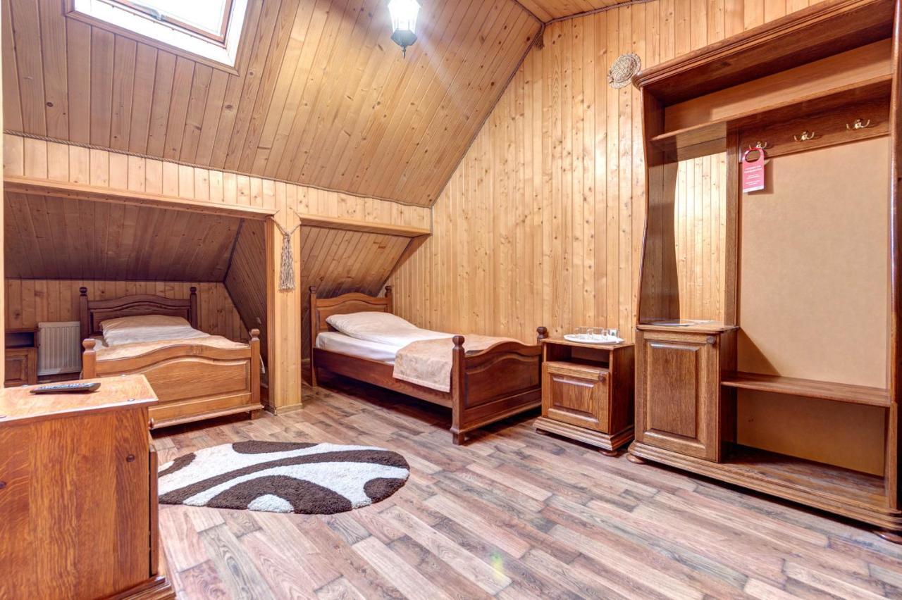 Milli & Jon Hotel Bukovel Exterior photo
